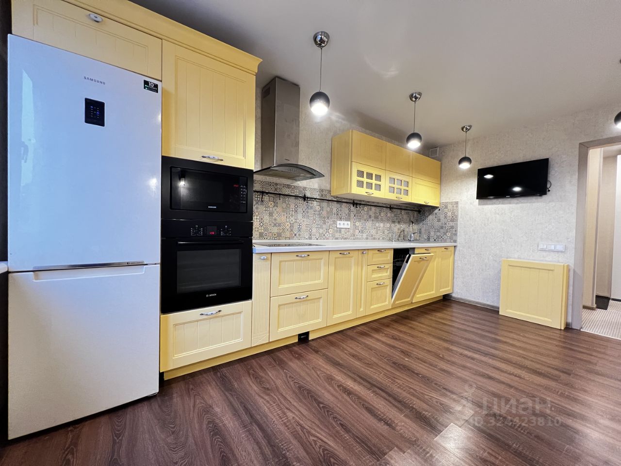 Аренда 2-комн квартиры на вторичном рынке Авиационный мкр, улица Ильюшина, 20