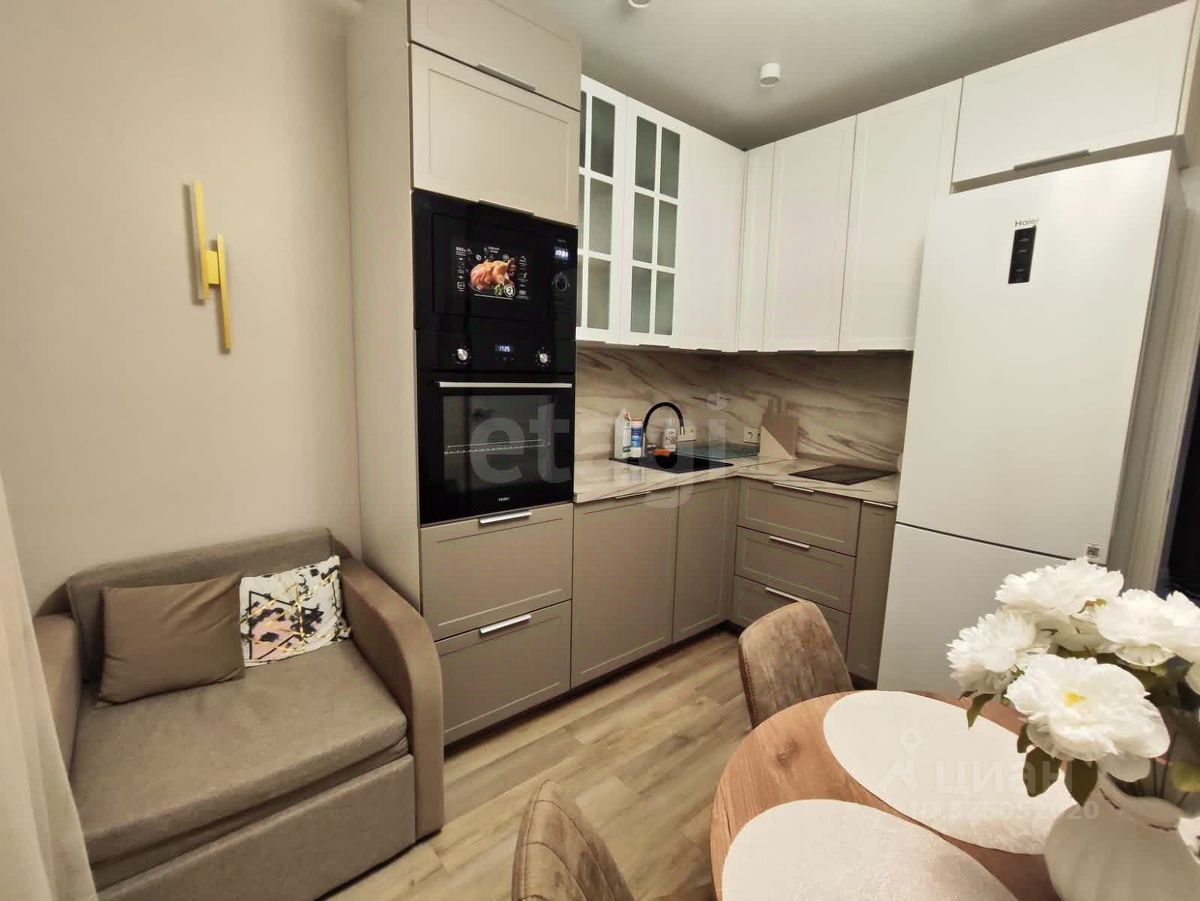 Продажа 1-комн квартиры на вторичном рынке д. Борисовка, улица Рахманинова, 14