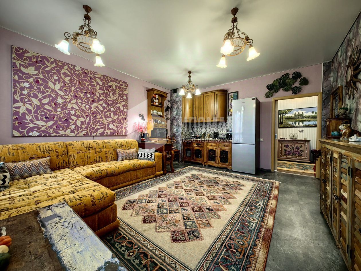 Продажа 2-комн квартиры на вторичном рынке Апрелевка, улица Ясная, 7