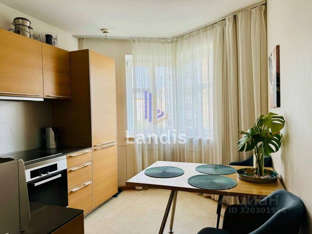 Продажа 2-комн квартиры на вторичном рынке Загородное шоссе, 8К2