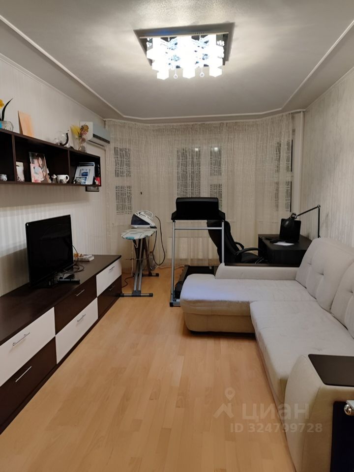 Продажа 3-комн квартиры на вторичном рынке Перервинский бульвар, 21К1