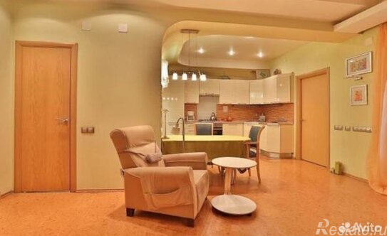 Продажа 2-комн квартиры на вторичном рынке Московский пр-кт,  д. 126