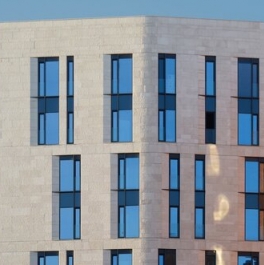 Продажа 3-комн квартиры на вторичном рынке ул Усачёва,  д. 17,  к. 2