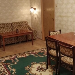 Продажа 2-комн квартиры на вторичном рынке Вокзальный пер,  д. 9