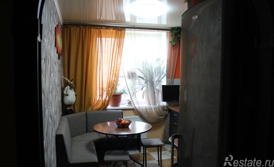 Продажа 2-комн квартиры на вторичном рынке Бугры, ул Школьная,  д. 11,  к. 1