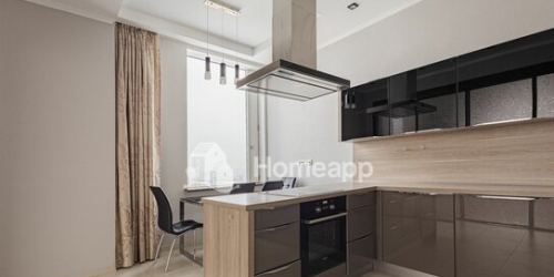 3-комн квартира ул Мосфильмовская,  д. 8,  к. 1