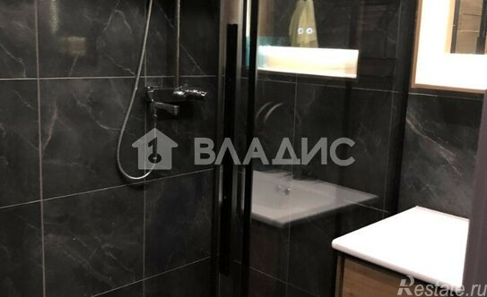 Продажа 1-комн квартиры на вторичном рынке ул Малахитовая,  д. 8,  к. 2