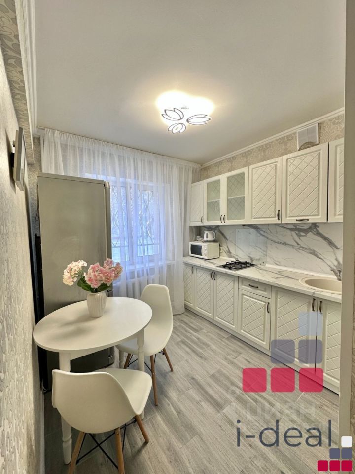 Аренда 2-комн квартиры на вторичном рынке Перовская улица, 14