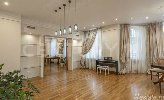 Продажа 5-комн квартиры на вторичном рынке Бармалеева улица,  д. 2