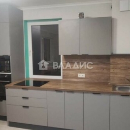 Продажа 3-комн квартиры на вторичном рынке Королев г, Первомайский мкр, Пятницкого ул,  д. 2Б