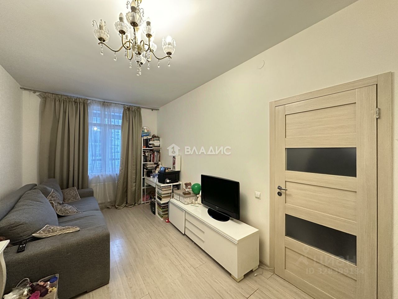 Продажа 1-комн квартиры на вторичном рынке пос. Бугры, бульвар Воронцовский, 11к4