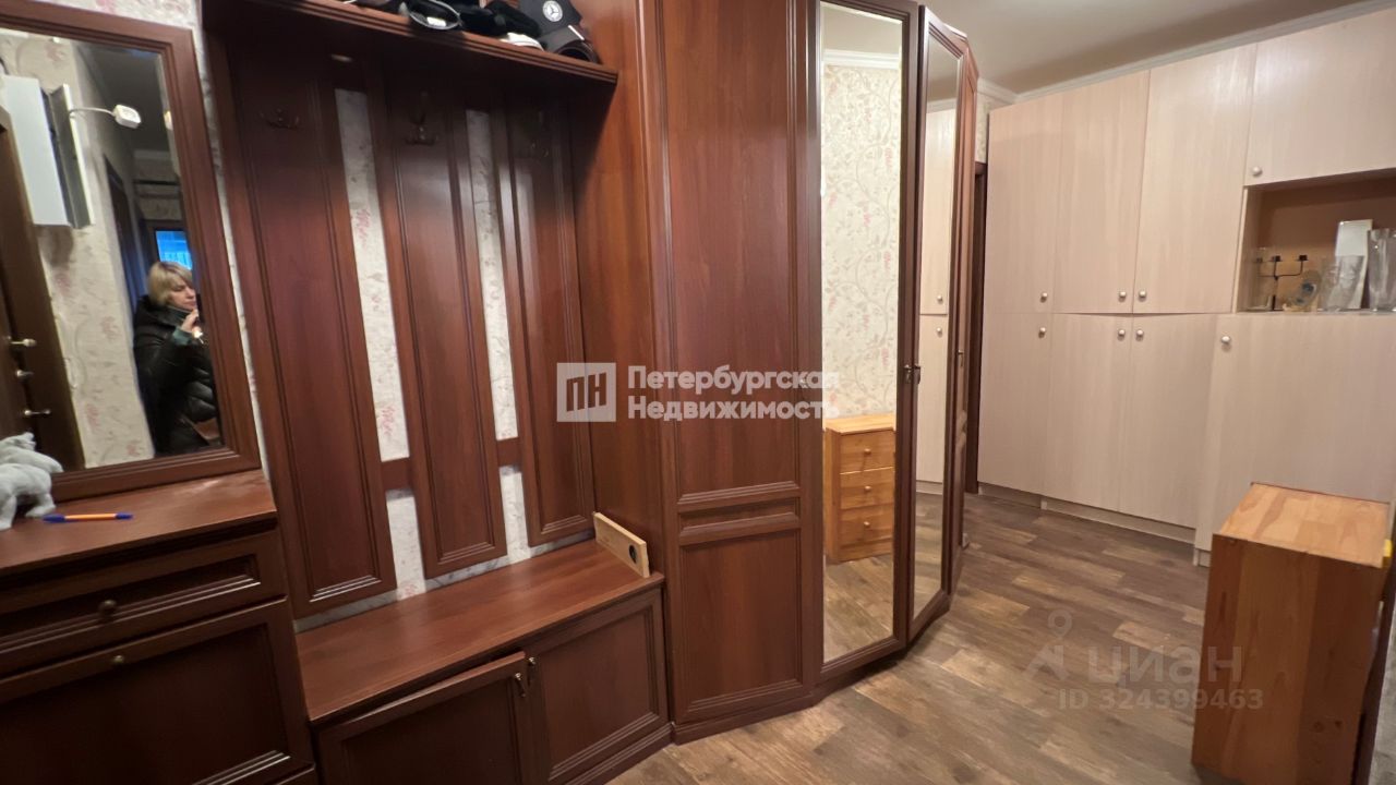 Продажа 2-комн квартиры на вторичном рынке Стародеревенская улица, 19к1