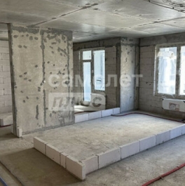 Продажа 4-комн квартиры на вторичном рынке Винницкая улица,  д. 8 к2