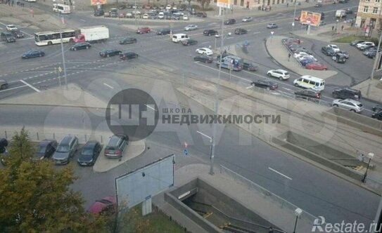 Продажа 3-комн квартиры на вторичном рынке Заневская площадь