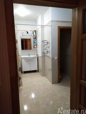 Продажа 4-комн квартиры на вторичном рынке Потешная ул,  д. 2