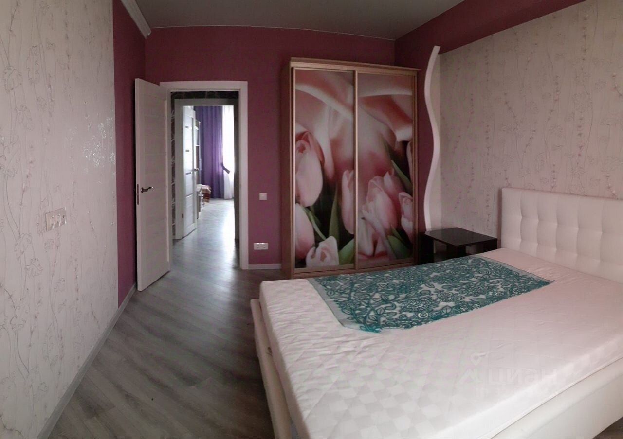 Продажа 2-комн квартиры на вторичном рынке улица Генерала Донскова, 8