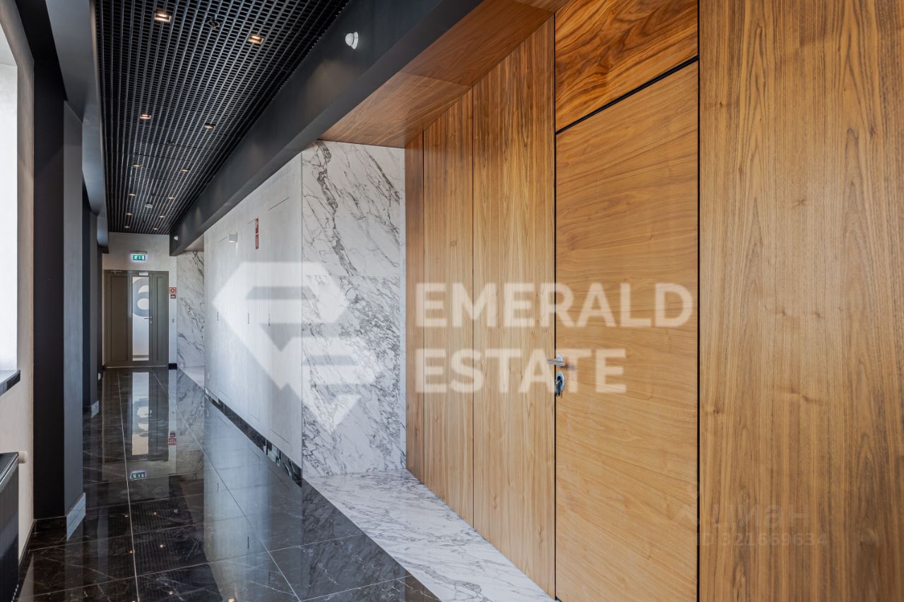 Продажа 4-комн квартиры на вторичном рынке улица 3-я Ямского Поля, 9