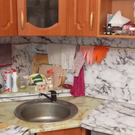 Продажа 3-комн квартиры на вторичном рынке улица Стойкости,  д. 23 к2