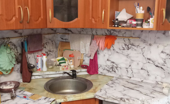 Продажа 3-комн квартиры на вторичном рынке улица Стойкости,  д. 23 к2