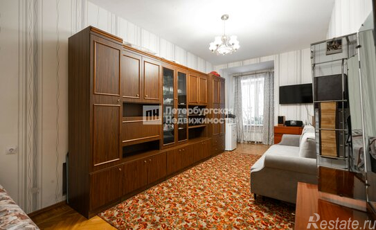 Продажа 2-комн квартиры на вторичном рынке улица Достоевского,  д. 27