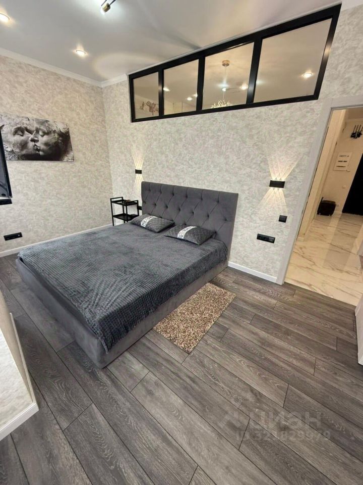 Продажа 2-комн квартиры на вторичном рынке Бухарестская улица, 110к1