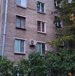 Продажа 2-комн квартиры на вторичном рынке Дибуновская ул,  д. 69