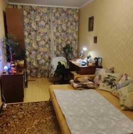 Продажа 2-комн квартиры на вторичном рынке Подольск, Ленинградская улица,  д. 20