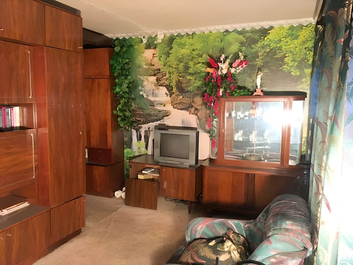 Продажа 2-комн квартиры на вторичном рынке Болотная улица, 11