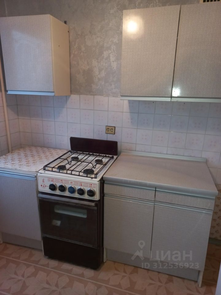 Продажа 3-комн квартиры на вторичном рынке Горелово тер., улица Коммунаров, 116к1