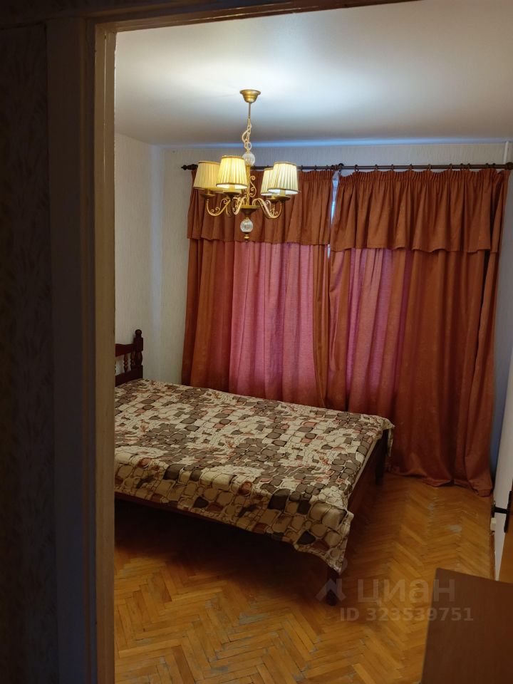 Аренда 3-комн квартиры на вторичном рынке Планерная улица, 7К3