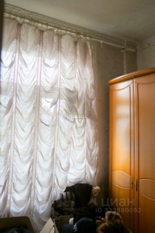 Продажа 3-комн квартиры на вторичном рынке Полоцкая улица, 4