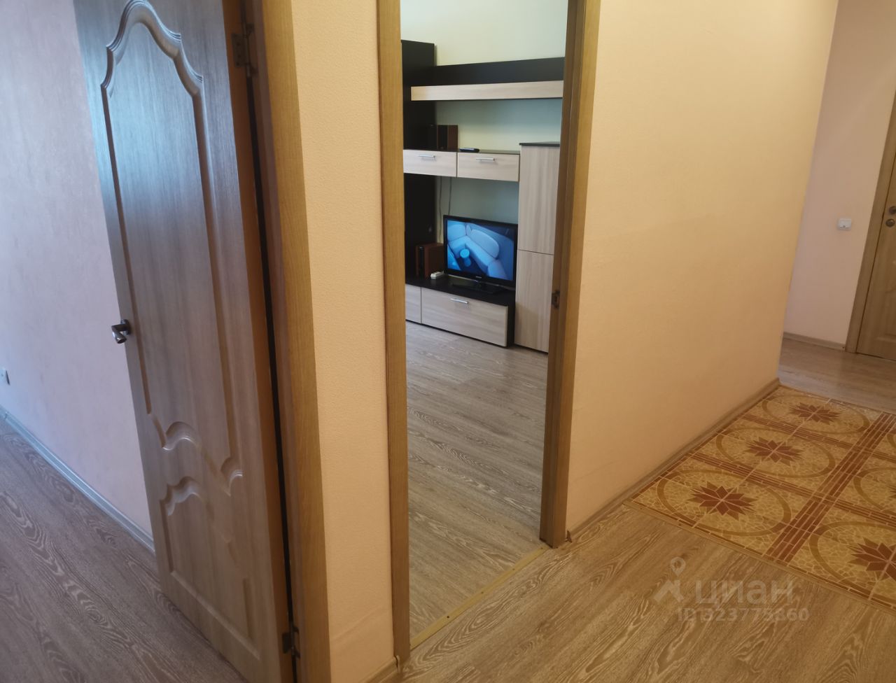 Продажа 2-комн квартиры на вторичном рынке Октябрьский пгт, улица Спортивная, 2