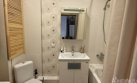 Аренда 2-комн квартиры на вторичном рынке улица Седова,  д. 42 к2