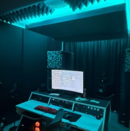 Продажа 2-комн квартиры на вторичном рынке Рождественская улица