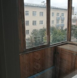 Продажа 2-комн квартиры на вторичном рынке Серпухов, Советская улица,  д. 61/10