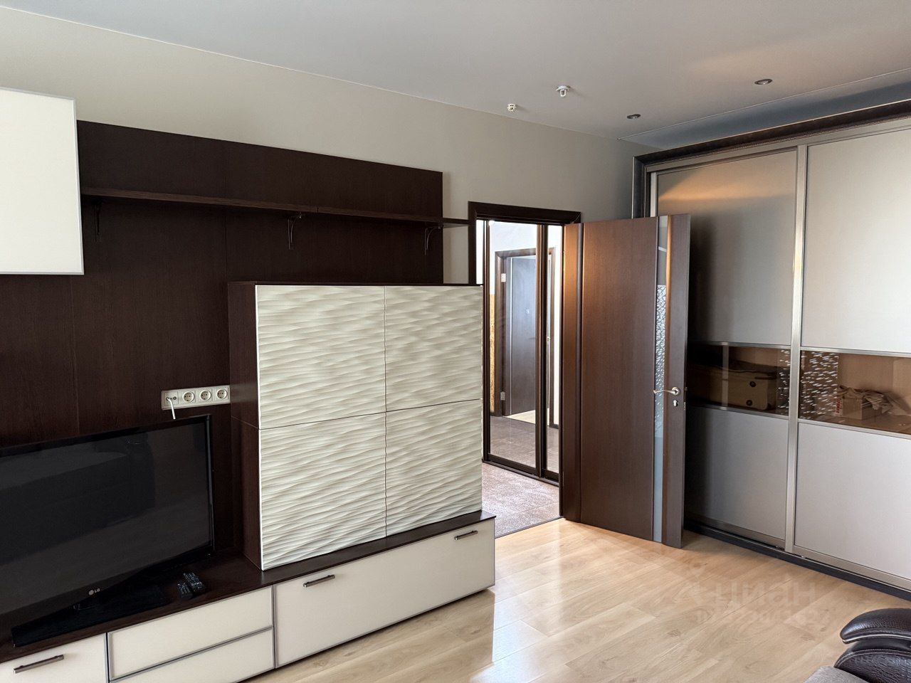 Аренда 2-комн квартиры на вторичном рынке Хорошевское шоссе, 12к1