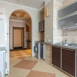 Продажа 3-комн квартиры на вторичном рынке Палашевский Б. пер,  д. 3