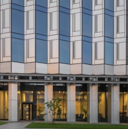 Продажа 1-комн квартиры на вторичном рынке Береговой проезд,  д. 2,  к. 17