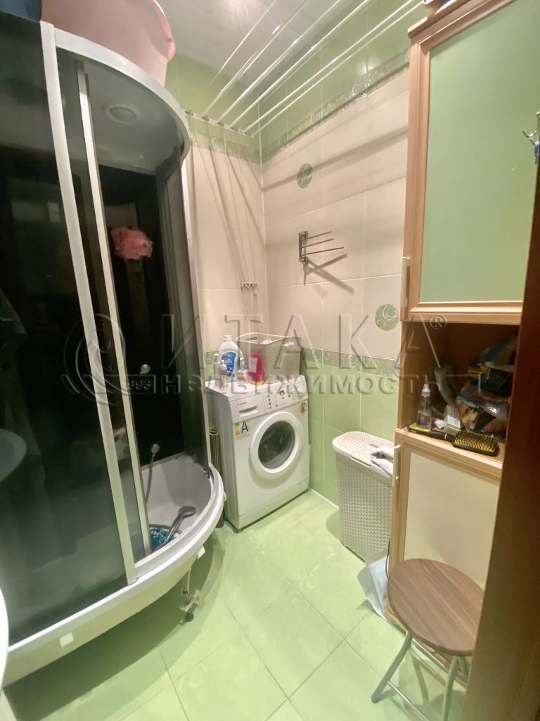 Продажа 2-комн квартиры на вторичном рынке Колпино, Культуры,  д. 9