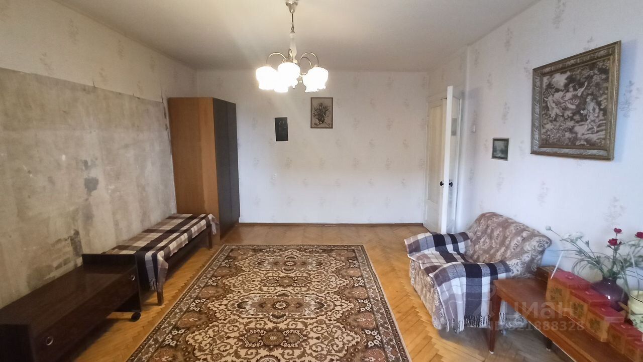 Продажа 3-комн квартиры на вторичном рынке Монино пгт, улица Генерала Дементьева, 3