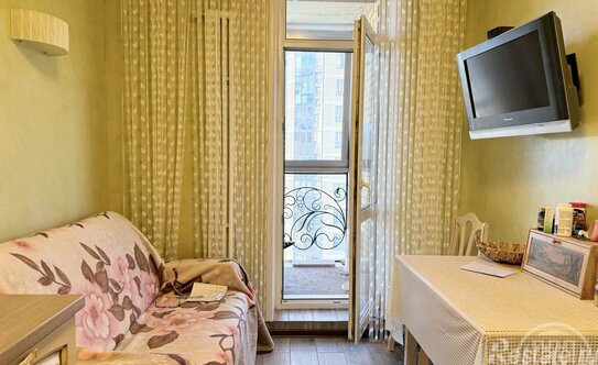 Продажа 1-комн квартиры на вторичном рынке Выборгское шоссе,  д. 17