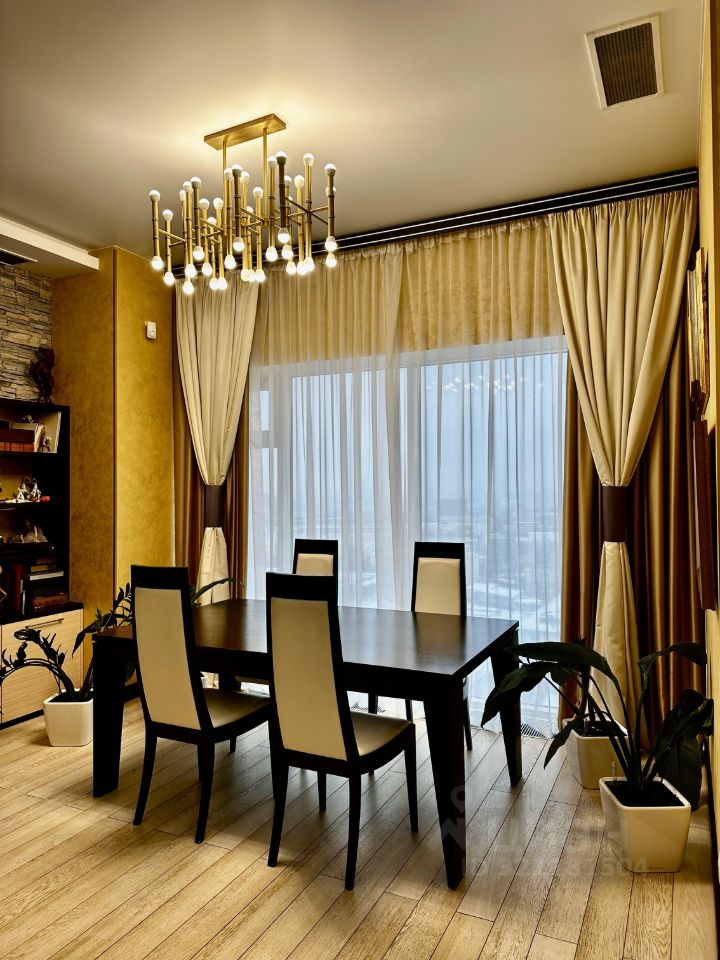 Продажа 4-комн квартиры на вторичном рынке улица 1-я Машиностроения, 10