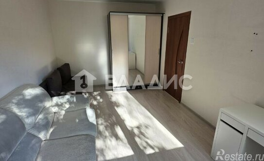 Продажа 1-комн квартиры на вторичном рынке проспект Славы,  д. 19 к1