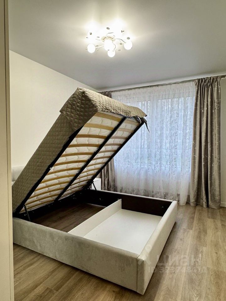 Аренда 2-комн квартиры на вторичном рынке улица Василия Аксенова, 6