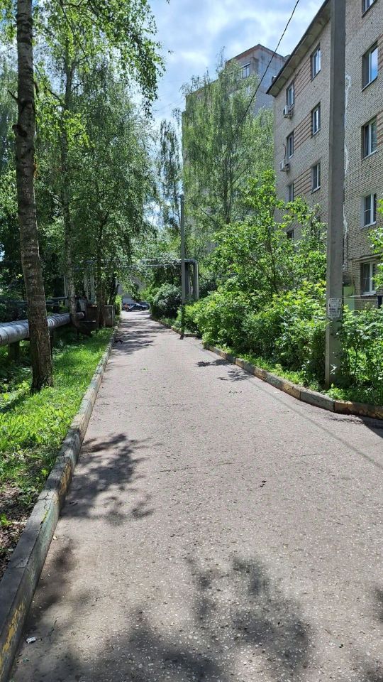 Продажа 3-комн квартиры на вторичном рынке Серпухов, Октябрьская улица, 26Б