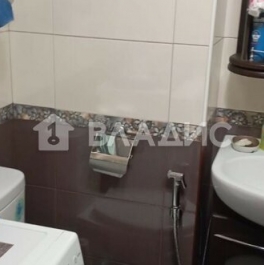 Продажа 2-комн квартиры на вторичном рынке улица Бестужевых,  д. 9А