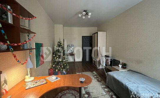 Продажа 3-комн квартиры на вторичном рынке Лиговский пр-кт