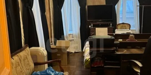 3-комн квартира ул Ропшинская,  д. 1/32