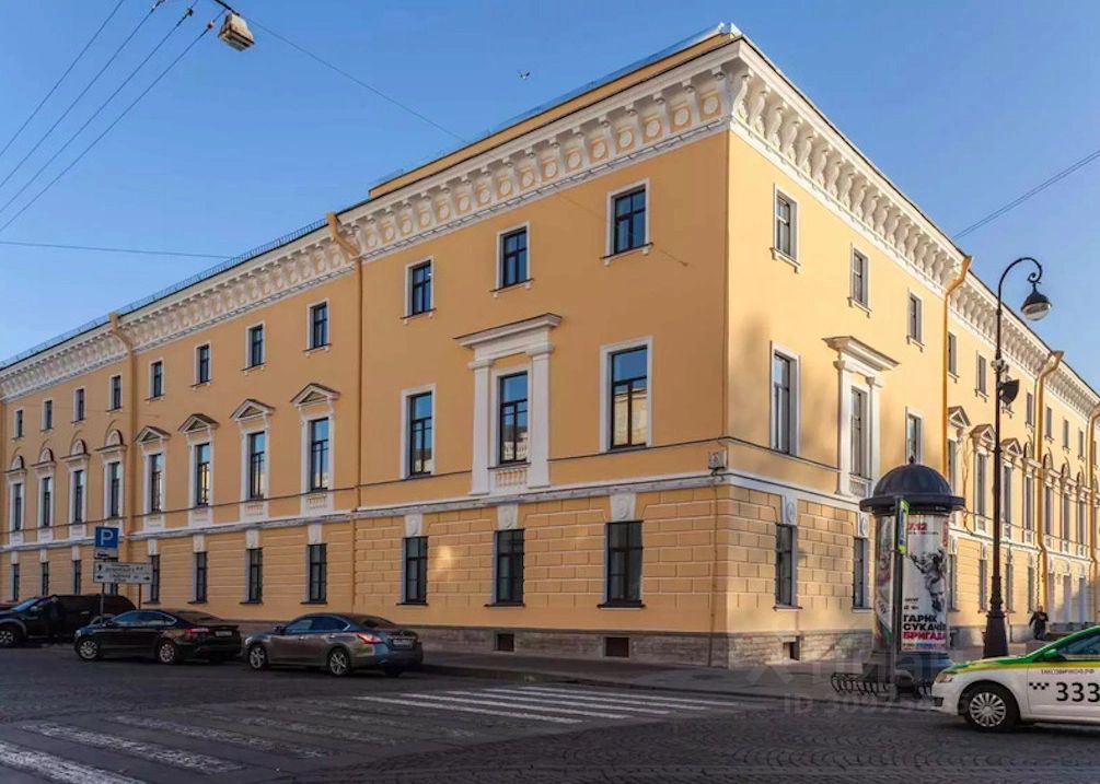 Продажа 4-комн квартиры на вторичном рынке Итальянская улица, 6/4
