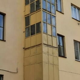 Продажа 3-комн квартиры на вторичном рынке 26-27-я линии В.О.,  д. 8